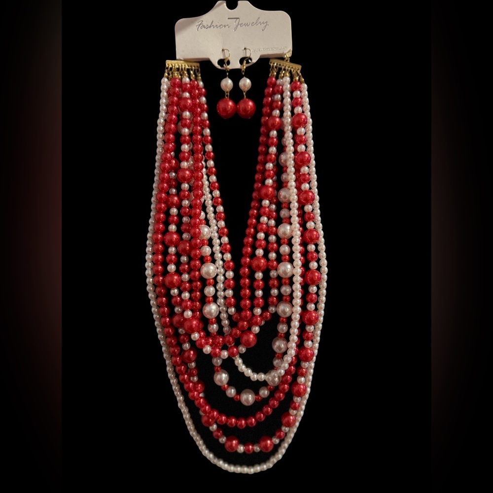 Elegant Red and White Beaded Necklace Set B7